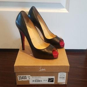 Christian Louboutin Very Prove Peep Toe